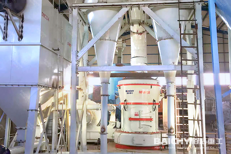 時(shí)產(chǎn)10-15噸白云石磨粉生產(chǎn)線